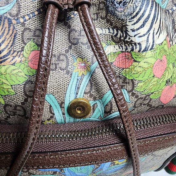 Backpack - Picture 11 of 16